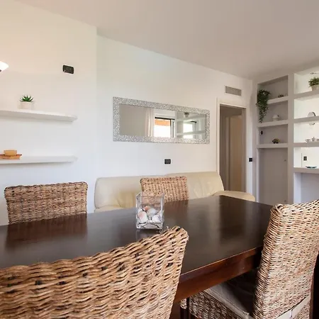 公寓 Tavaredo House